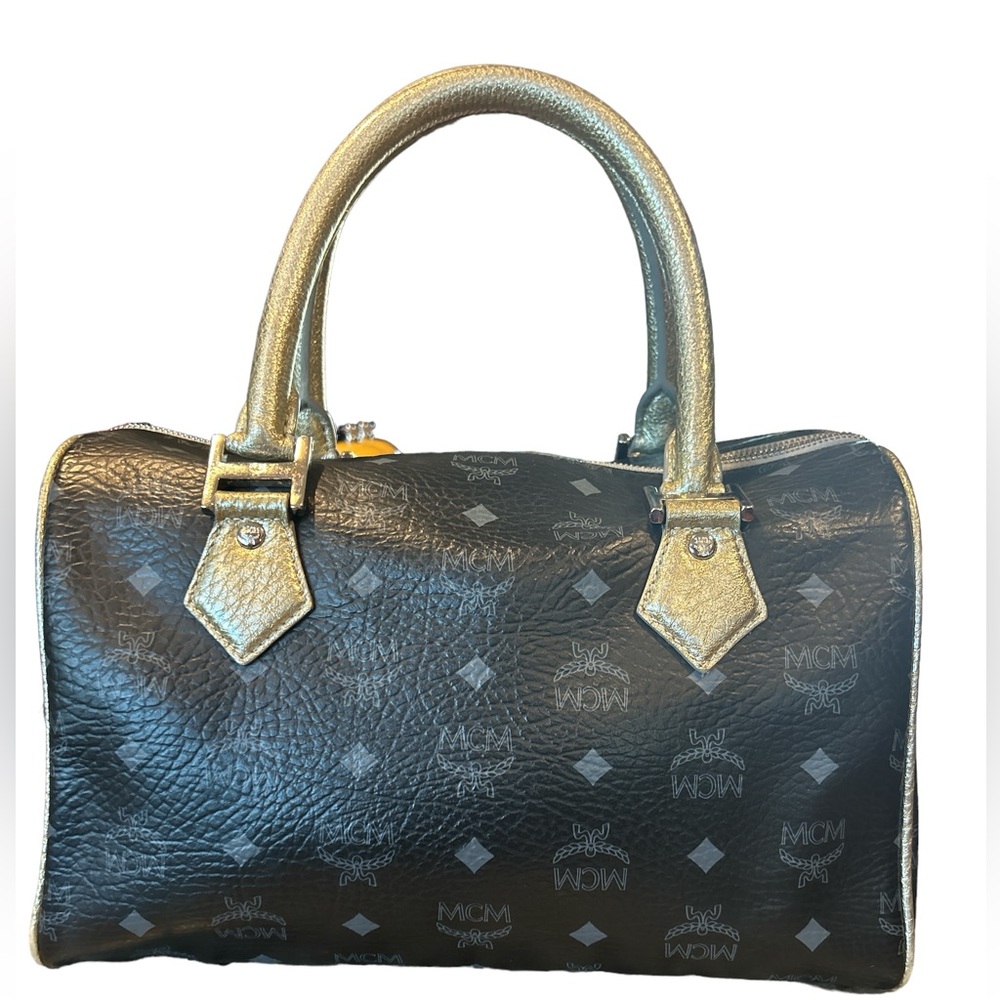 🔥 MCM 🔥Visetos Lion Princess Boston Black and Gold Lion Print Bag - Picture 2 of 13